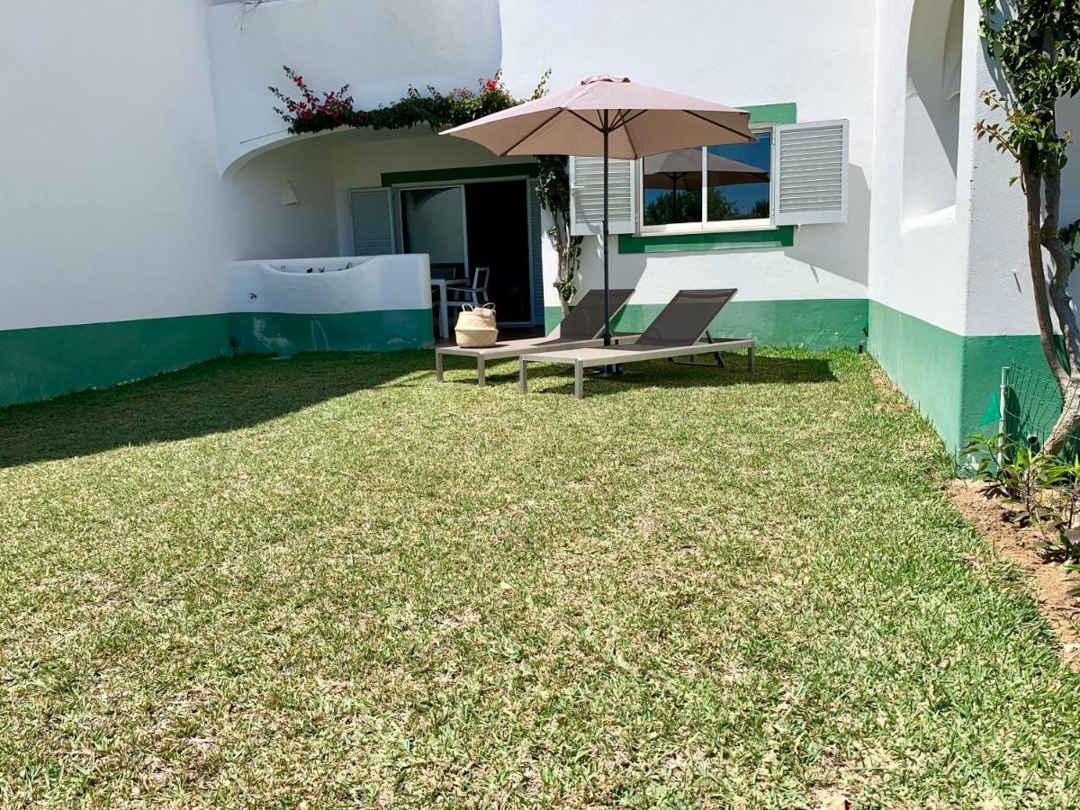 Charming Apartment With Private Garden & Pool فيلامورا المظهر الخارجي الصورة